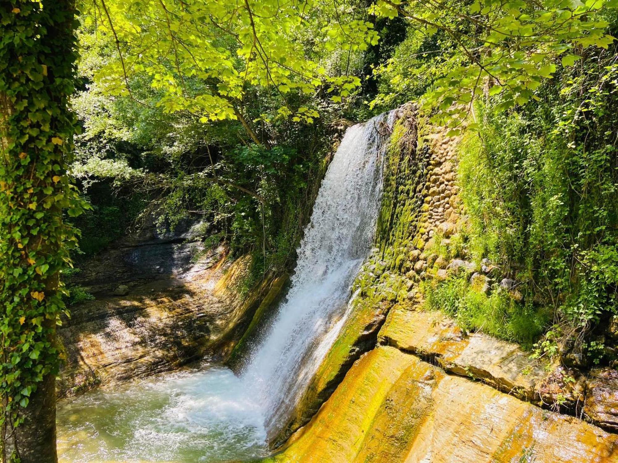 Gite De Groupe - Domaine Au Ch'Ti Ardechois Rochessauve Exterior foto